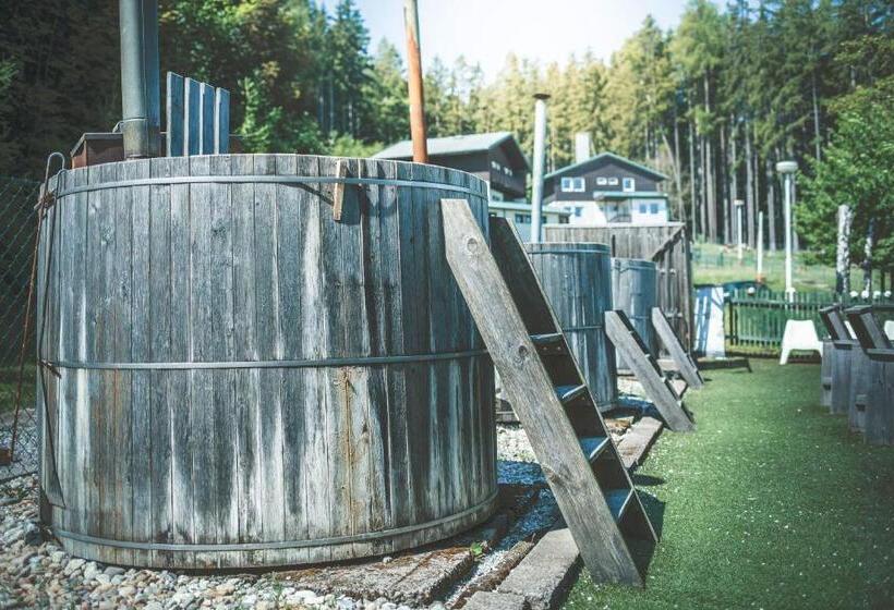 Retro Hotel Pod Zvičinou