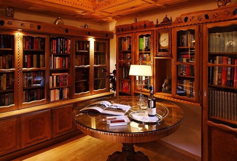 Schlosshotel Chastè