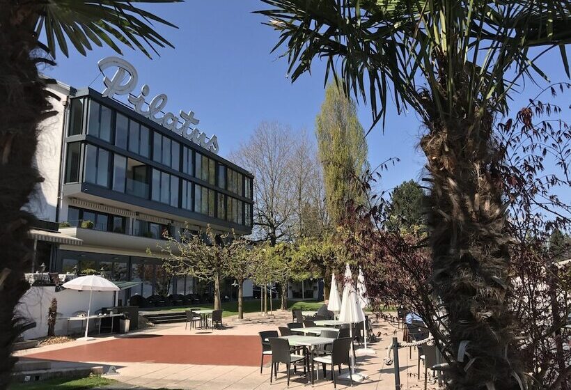 Seehotel Pilatus