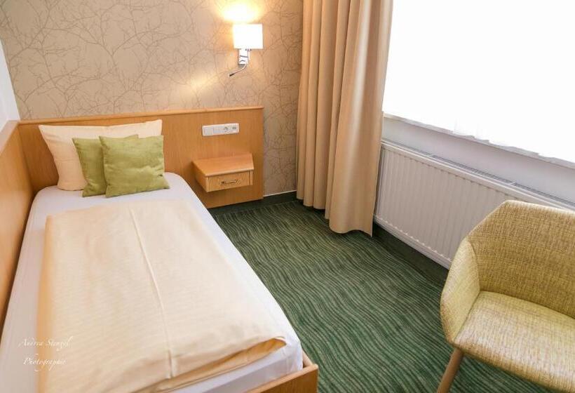 Waldhotel Linzmühle