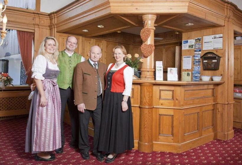 فندق Alpenhof Grainau