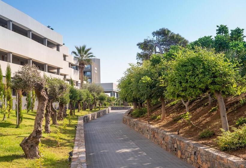 酒店 Arina Beach Resort