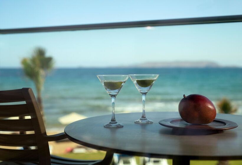 酒店 Arina Beach Resort