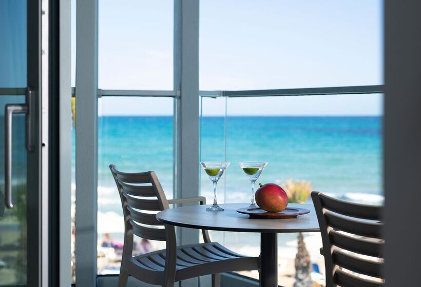 酒店 Arina Beach Resort