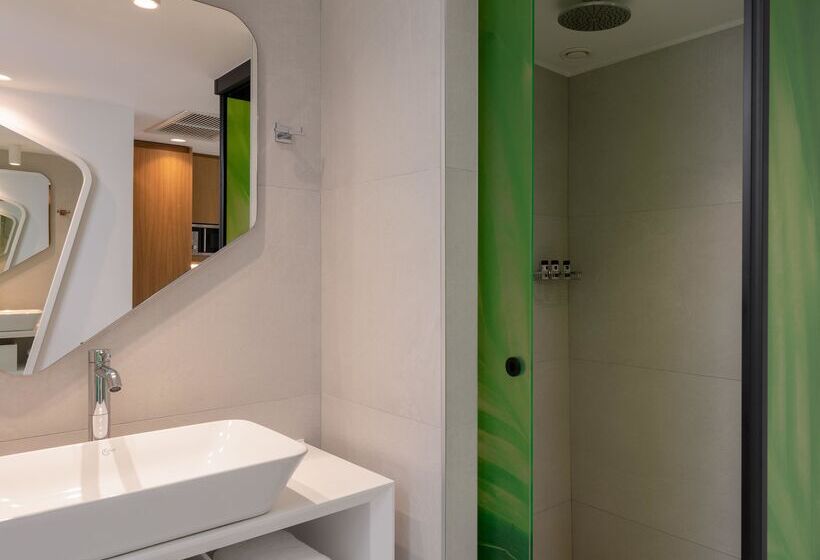 酒店 Arina Beach Resort