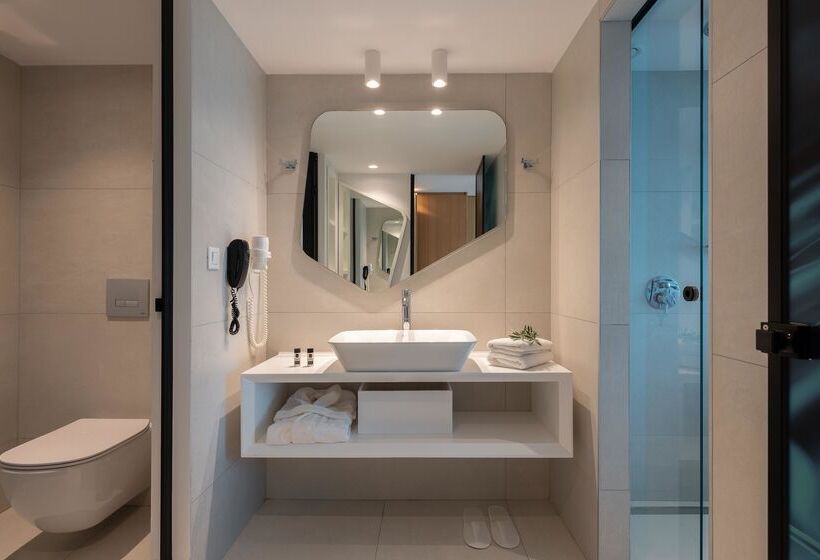 酒店 Arina Beach Resort