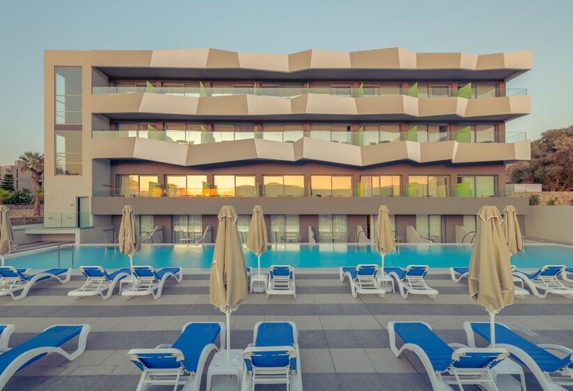 酒店 Arina Beach Resort