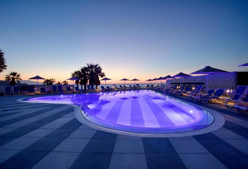 酒店 Arina Beach Resort