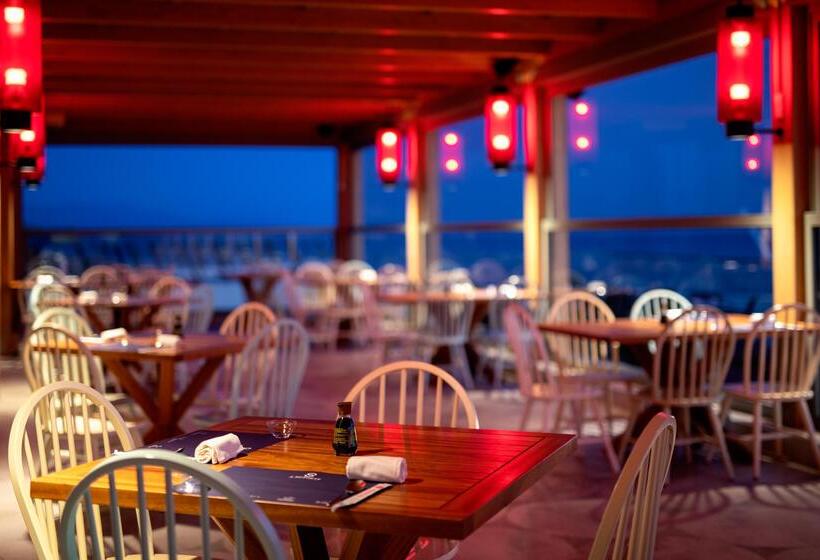 酒店 Arina Beach Resort