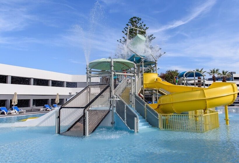 酒店 Arina Beach Resort