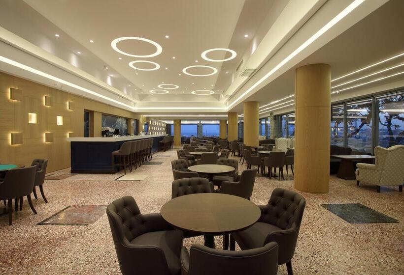 酒店 Arina Beach Resort