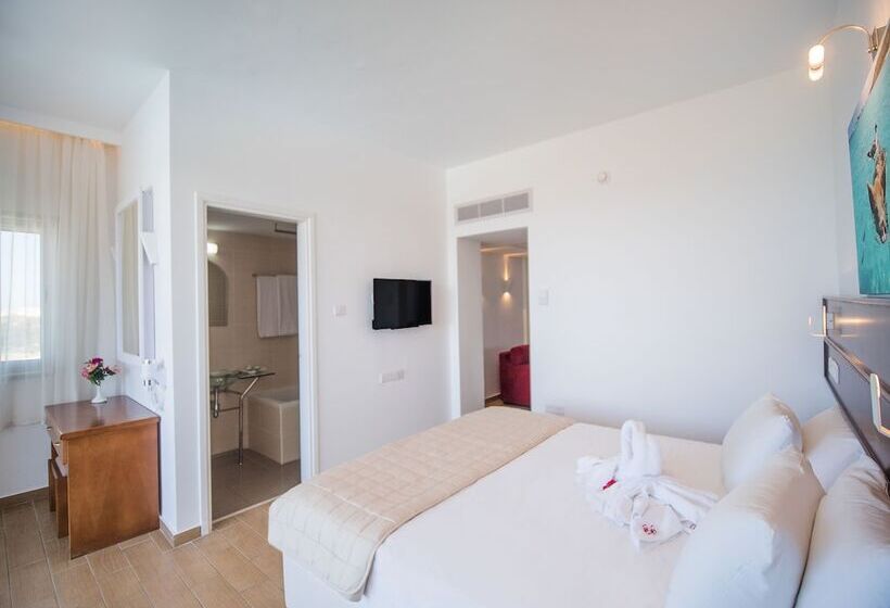 בית מלון כפרי Avlida