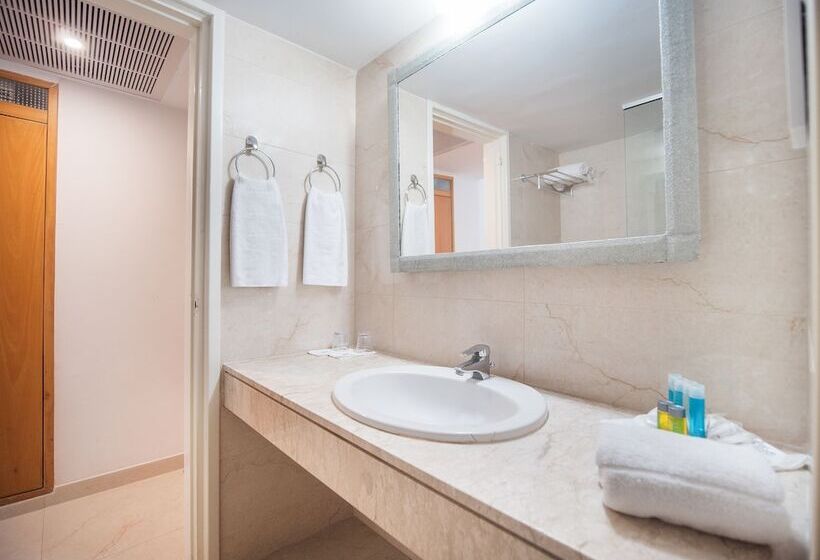 בית מלון כפרי Avlida