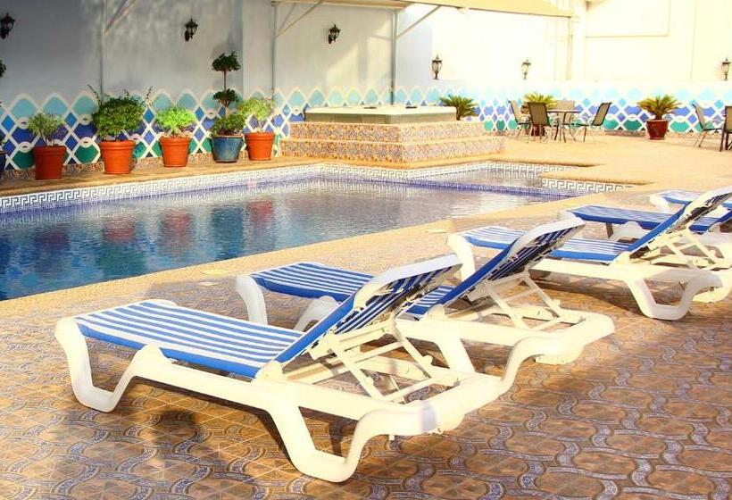 فندق Bahrain International