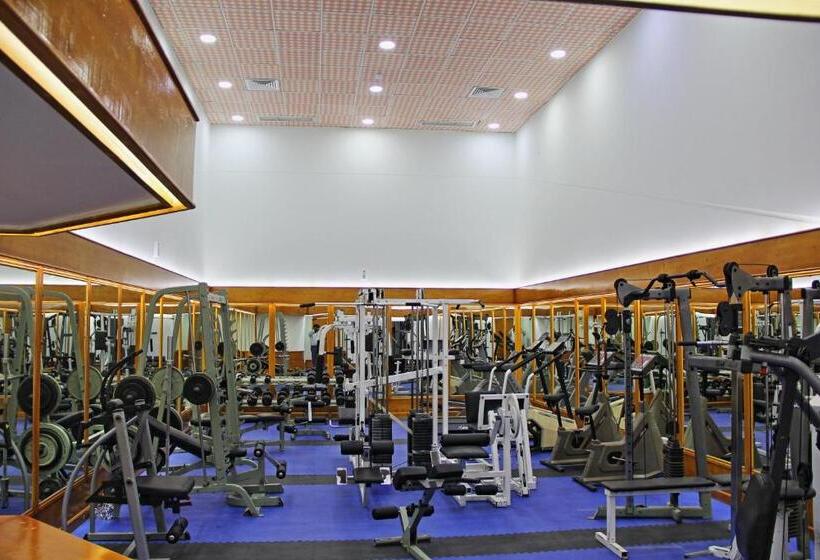 فندق Bahrain International