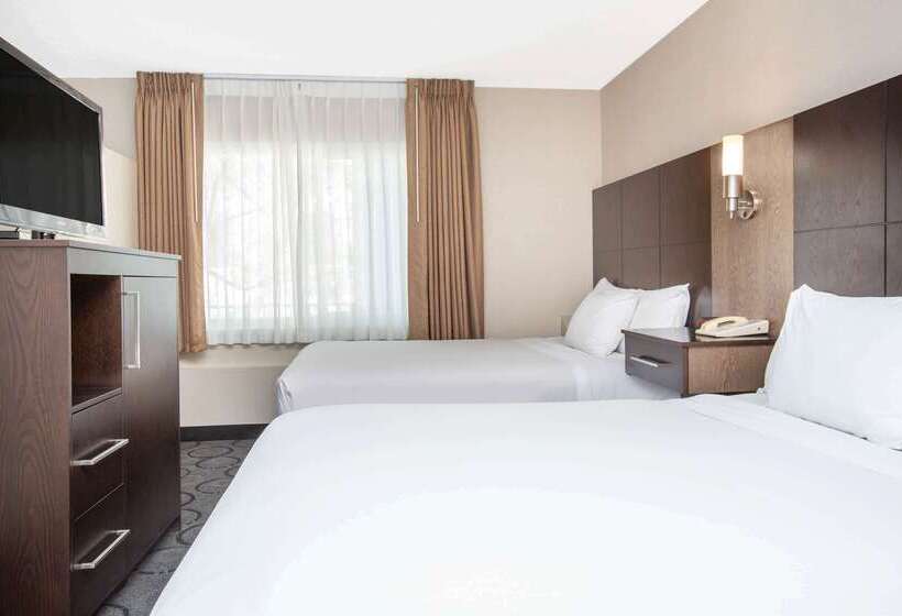 בית מלון כפרי Baymont By Wyndham San Diego Downtown