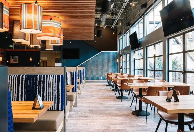 فندق Bellevue Club