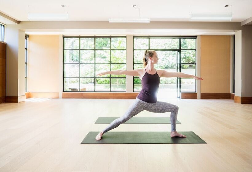 فندق Bellevue Club