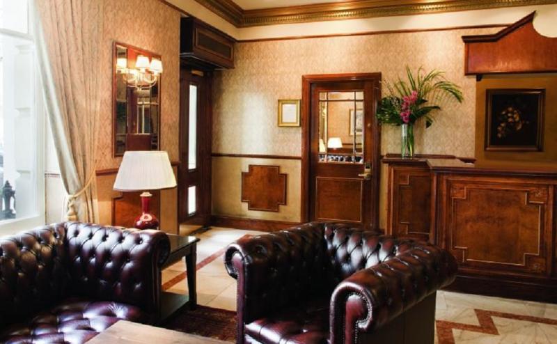 Отель Berjaya Eden Park London