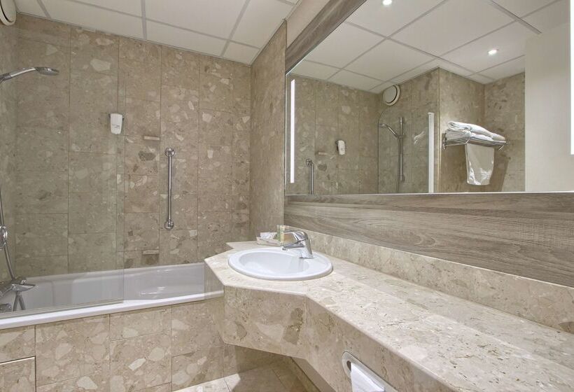 ホテル Best Western Plus Paris Orly Airport