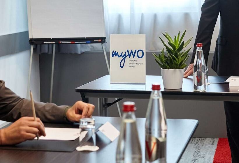 ホテル Best Western Plus Paris Orly Airport