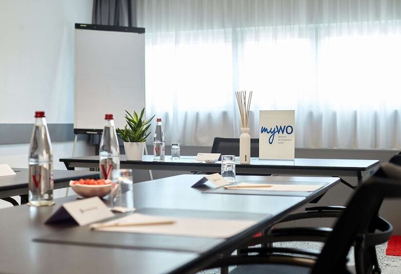 ホテル Best Western Plus Paris Orly Airport