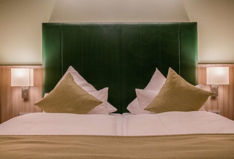 Best Western Plus Hotel Regence