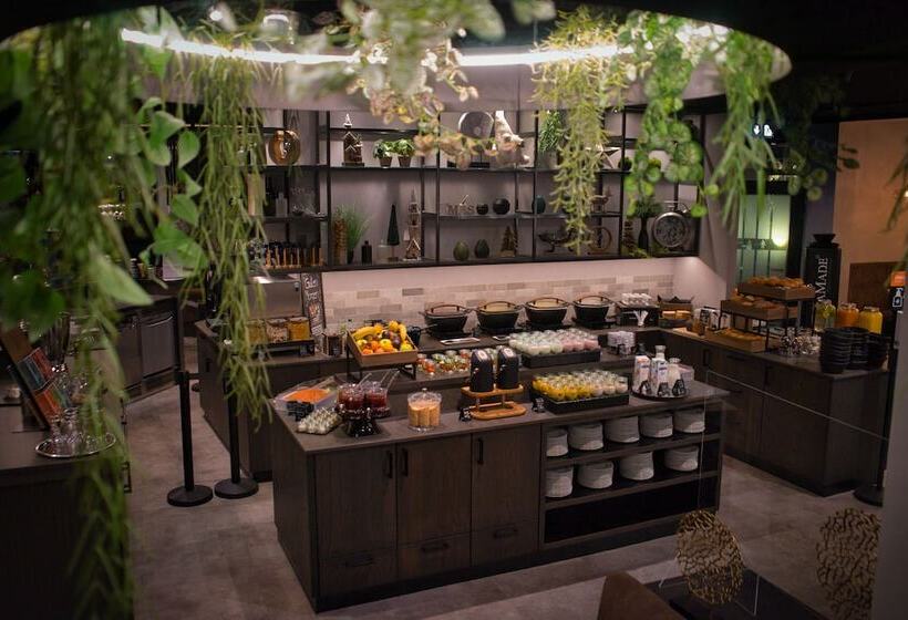 Best Western Plus Hotel Regence