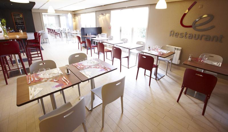 酒店 Campanile Cergy Pontoise