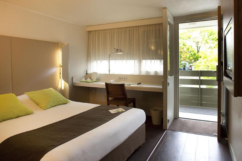 酒店 Campanile Cergy Pontoise