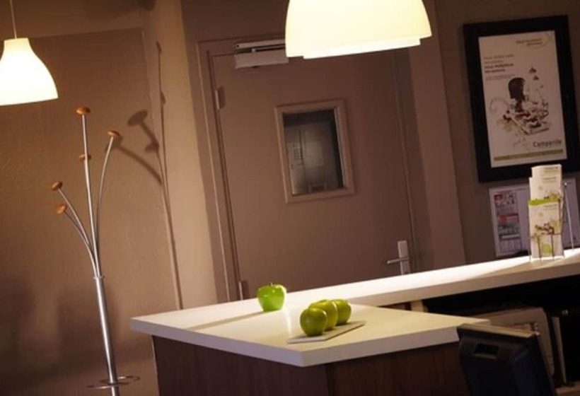 酒店 Campanile Cergy Pontoise