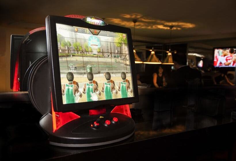 Capitol Hotel Jumeirah Dubai