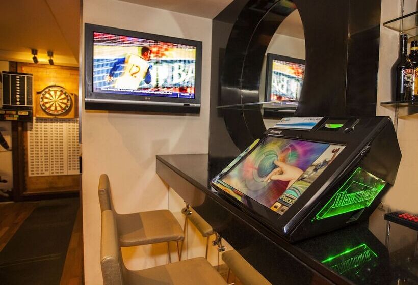 Capitol Hotel Jumeirah Dubai