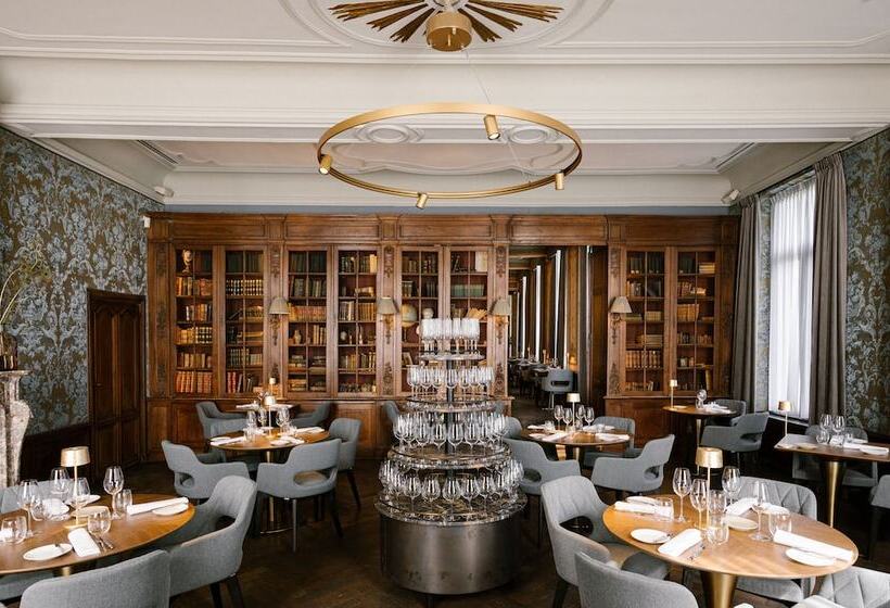 هتل Château St Gerlach   Oostwegel Collection, Member Of Relais And Châteaux