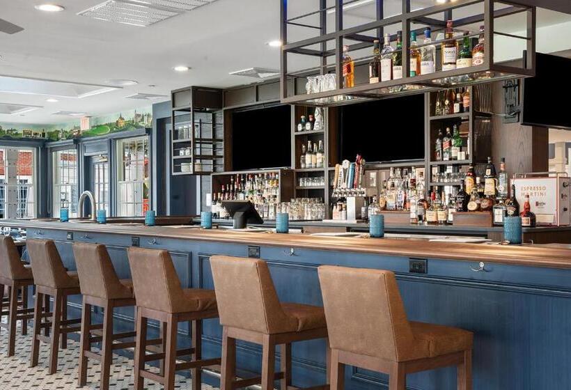 酒店 Chatham Wayside Inn