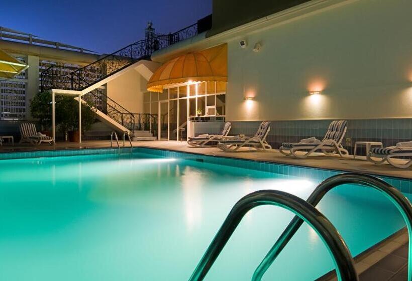 ホテル Copthorne Downtown By Millennium