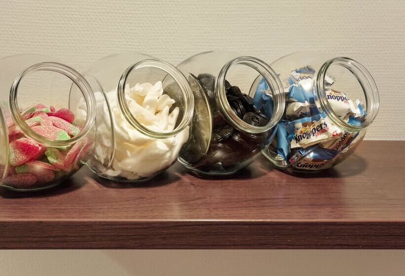 호텔 Courtyard By Marriott Dresden