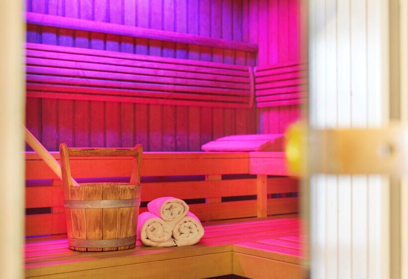 호텔 Courtyard By Marriott Dresden