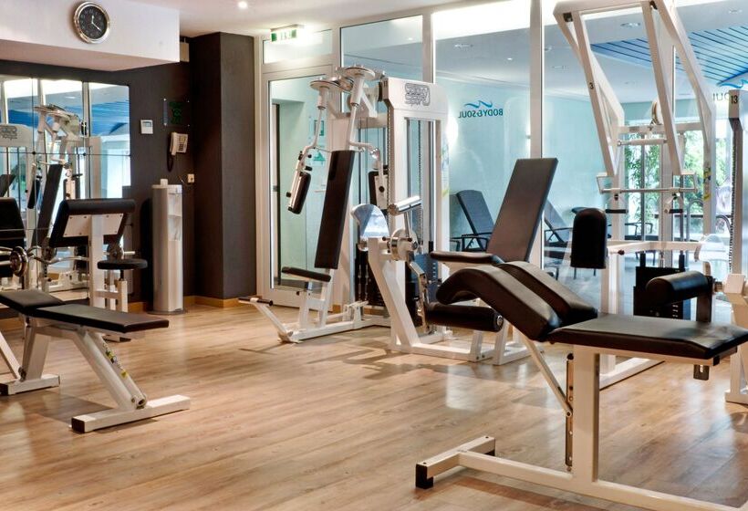 호텔 Courtyard By Marriott Dresden