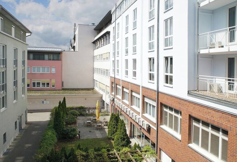 호텔 Courtyard By Marriott Dresden