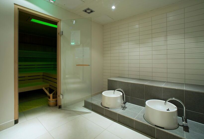 호텔 Crowne Plaza Düsseldorf   Neuss, Ein Ihg