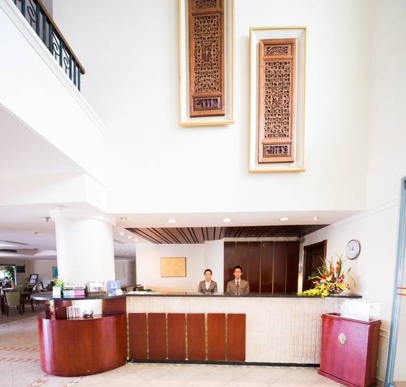 هتل Diamond Westlake Suites