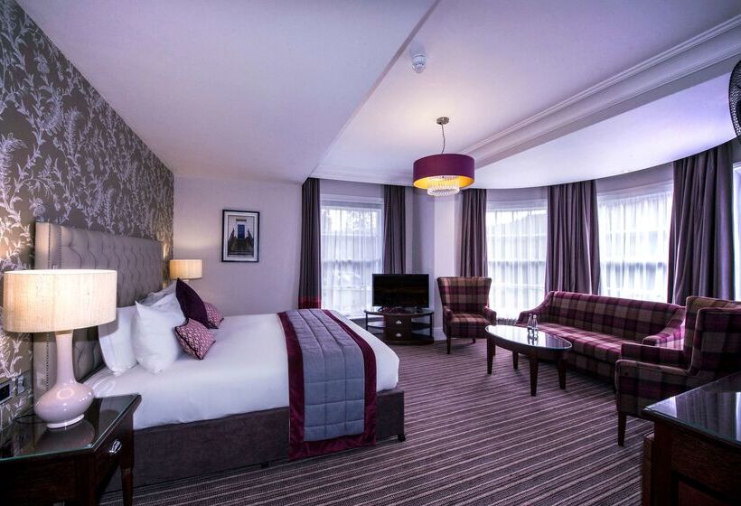 فندق Doubletree By Hilton Cheltenham Cotswolds