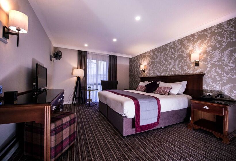فندق Doubletree By Hilton Cheltenham Cotswolds