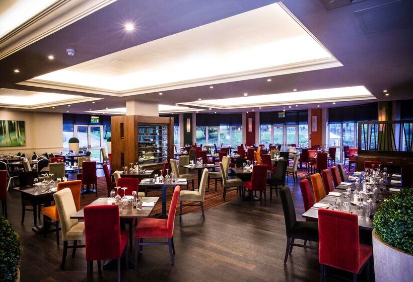 فندق Doubletree By Hilton Cheltenham Cotswolds