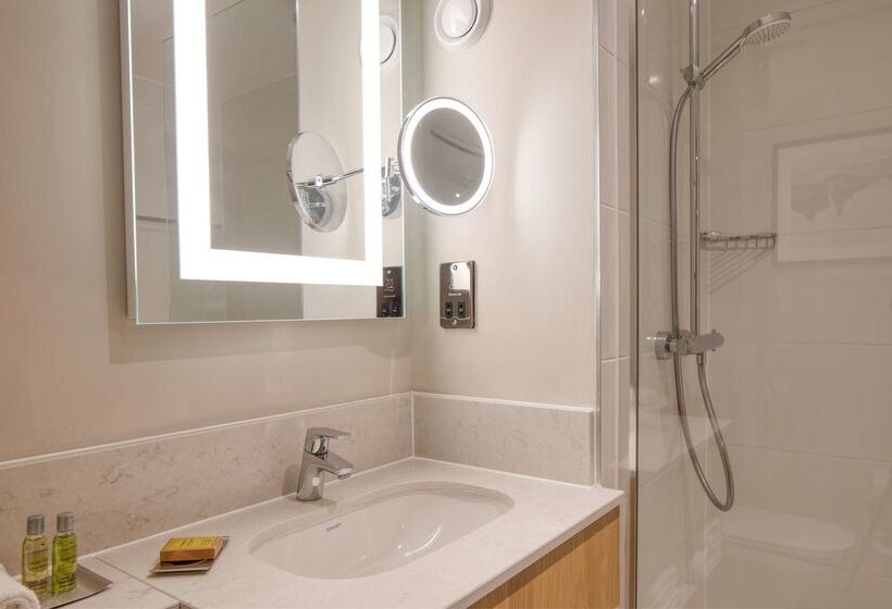 호텔 Doubletree By Hilton Southampton