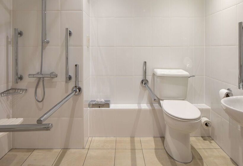 호텔 Doubletree By Hilton Southampton