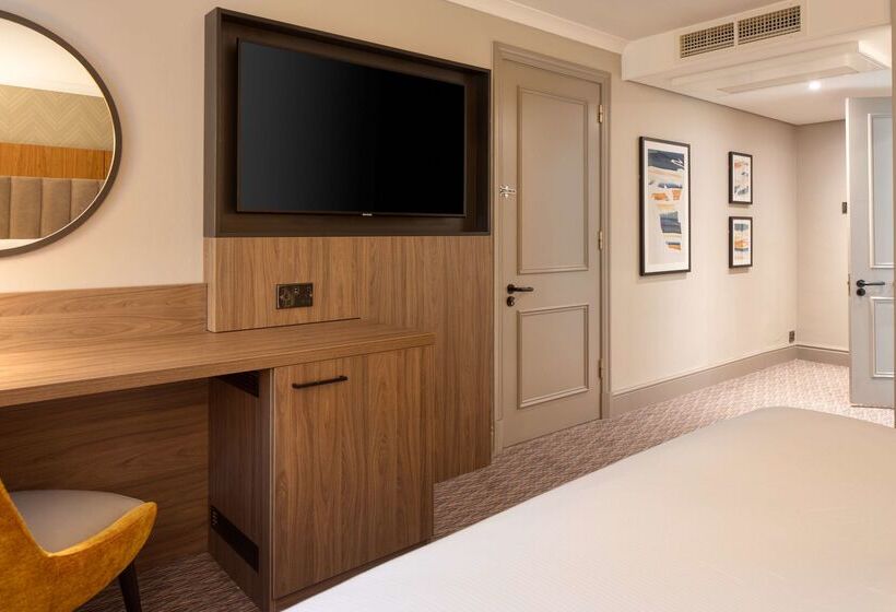 호텔 Doubletree By Hilton Southampton