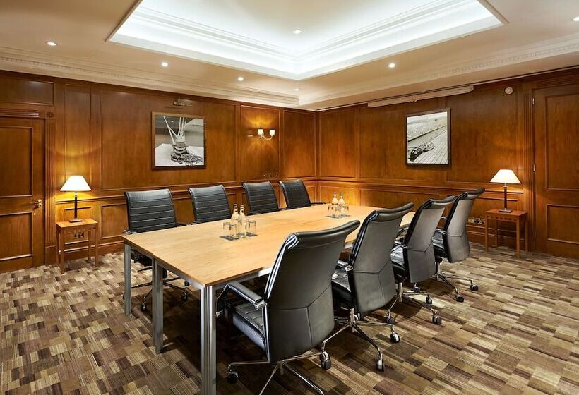 호텔 Doubletree By Hilton Southampton