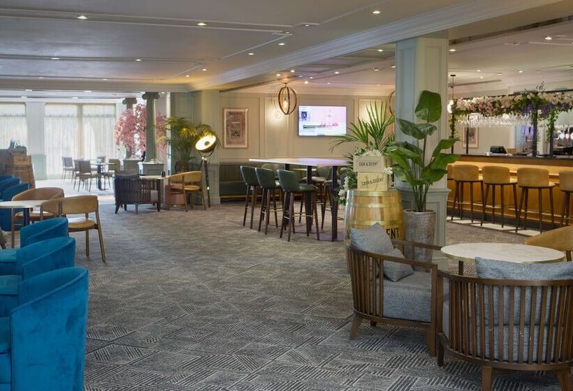 호텔 Doubletree By Hilton Southampton